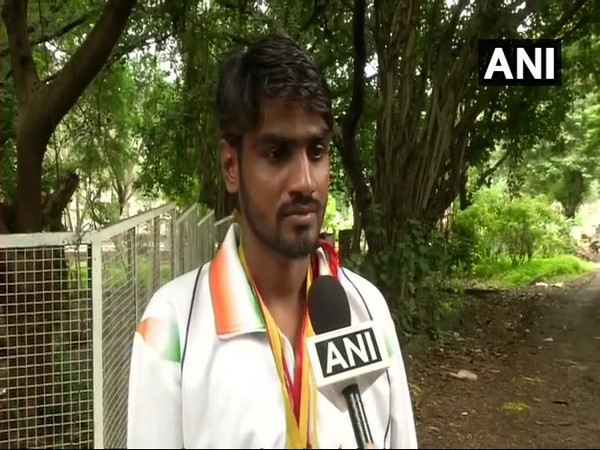 National level para-athlete forced to beg on Bhopal streets