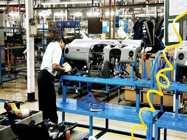 Industrial production slips 0.1 pc in March with slowdown in manufacturing