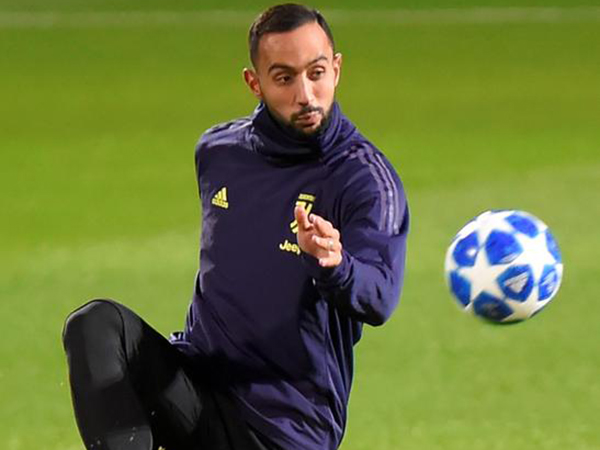 Report: Juventus respond to Fulham's Medhi Benatia bid