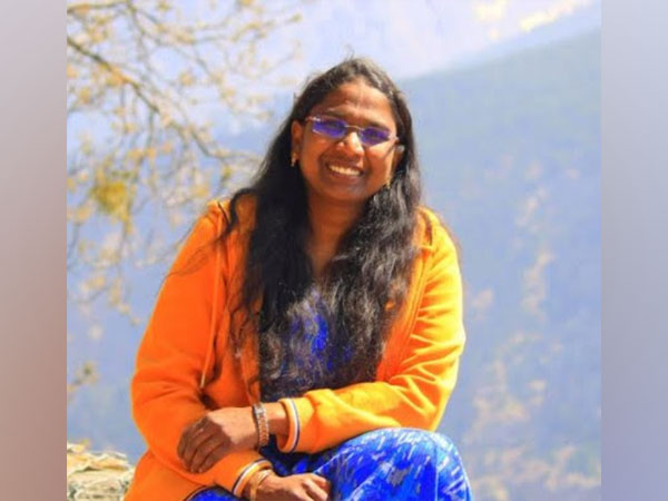 Naga Vara Aparna Akula, Recipient of the IET India Young Women Engineer Award.