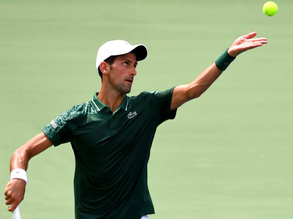 Novak Djokovic knocked out of Rogers Cup by Greek teenager Stefanos Tsitsipas
