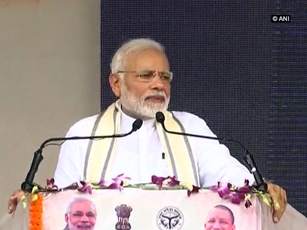 Kerala Floods: PM Modi conducts aerial survey, announces financial aid