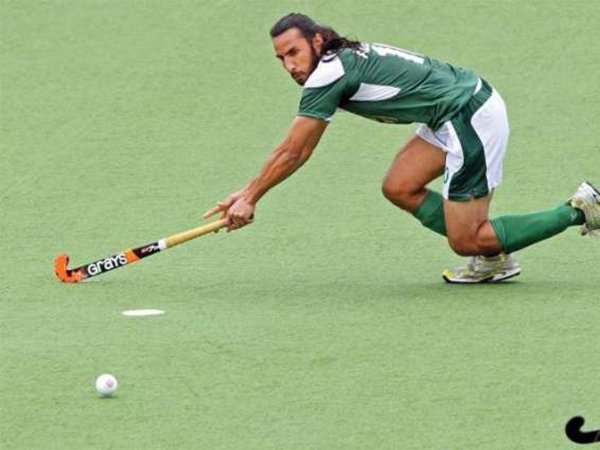 Pakistan hockey captain lashes out at team management