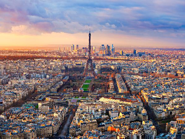 Norway's Wealth Fund Buys New Paris Property for $696 Million