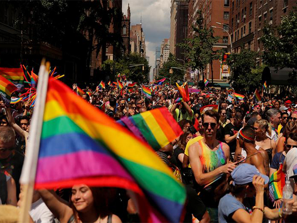 Protesters at San Francisco Pride parade block street in show against Google, corporate sponsorship, police