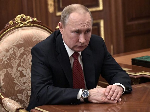 Russia: Putin dismisses idea of allowing country's head of state to serve for an indefinite term