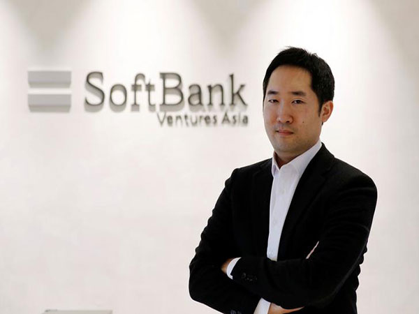 KDDI, Softbank to postpone Huawei-made smartphones