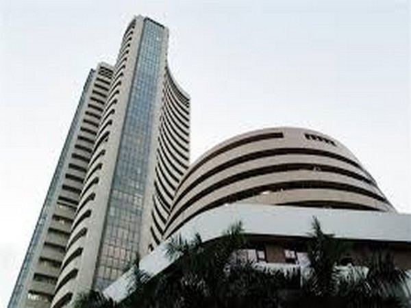 Stock markets flat in early trading, Nifty hovers around 11,300