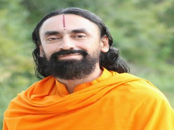 Swami Mukundananda, JKYog Founder, launches global Life Transformation Challenge