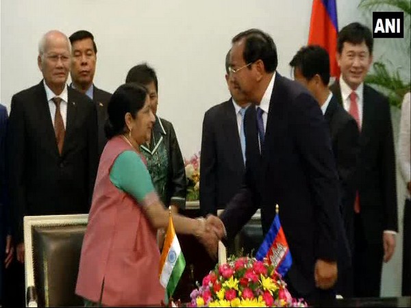 Swaraj co-chairs 16th Joint Commission in Vietnam