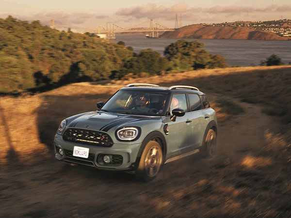 Add Inspiration. The new MINI Countryman launched in India