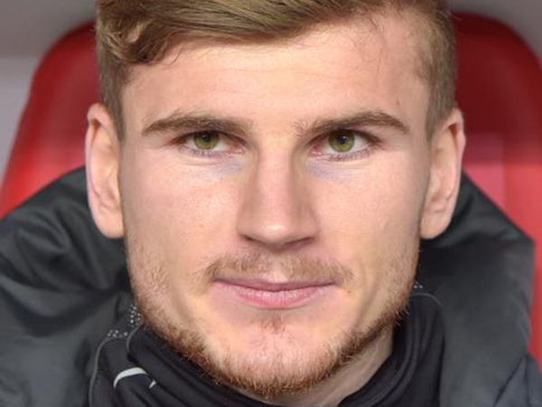 Bundesliga giants step away from top Liverpool striker target