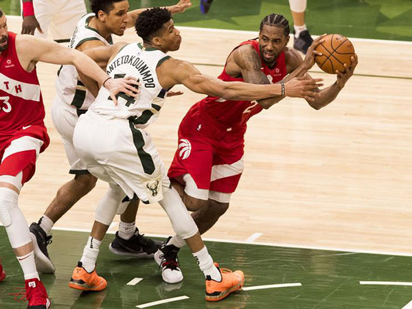 Raptors fandom goes global as Canadian athletes cheer Toronto team
