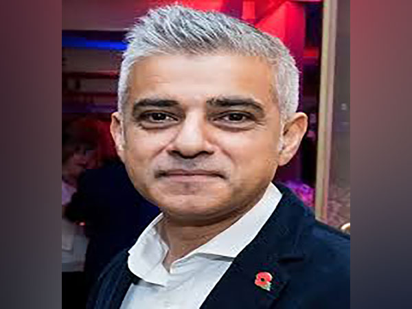Trump renews Twitter attacks on Khan after three killed in London in just 24 hours