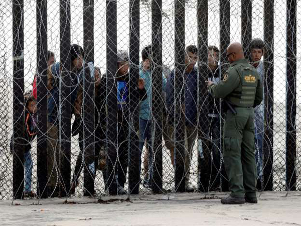 Shutdown worsens strain on U.S. immigration system
