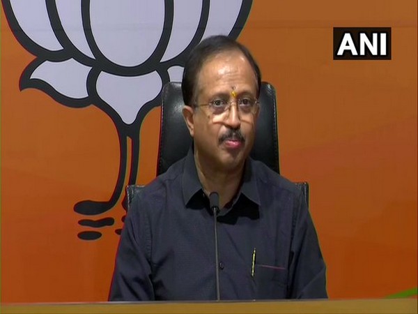 MoS Muraleedharan inaugurates philately exhibition on 'India and the UN: A Postal History'