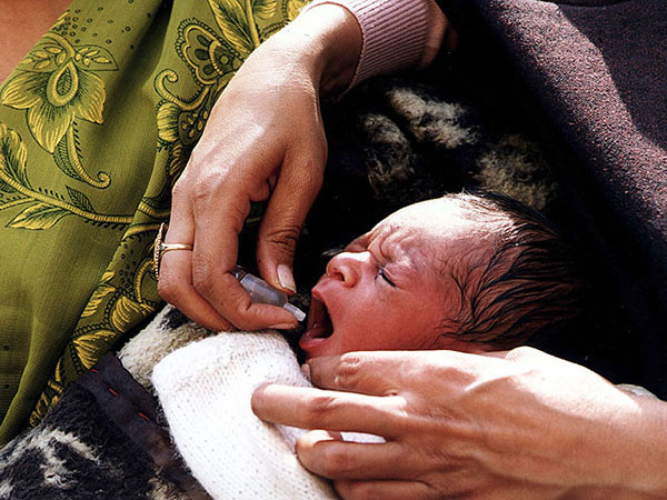 WHO, UNICEF ask Bio Farma to stockpile polio vaccine
