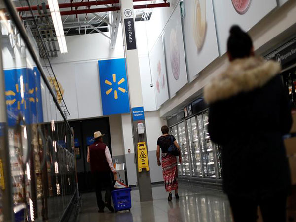 Walmart adds AI-powered cameras to more than 1,000 stores to reduce checkout theft, report says