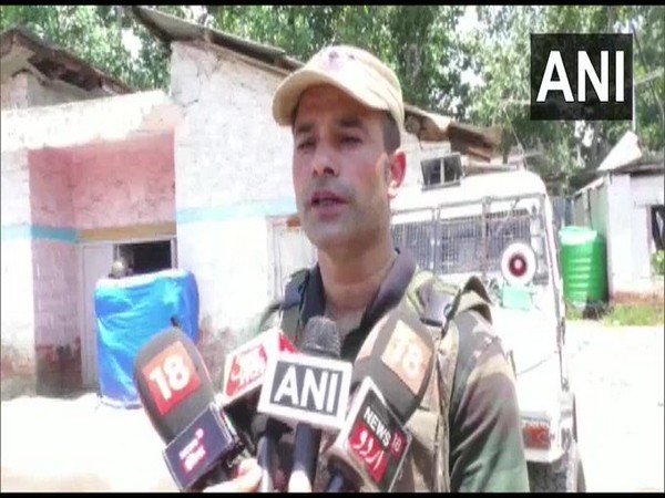 Priority was to evacuate child during terrorist attack, says SHO Sopore
