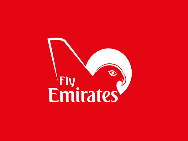 Emirates to offer chauffeur-less drones with fully-enclosed First Class private suites?