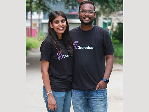 Bindu Patidar, Founder and CTO and Shubham Kumar, CEO and Founder, SourceBae