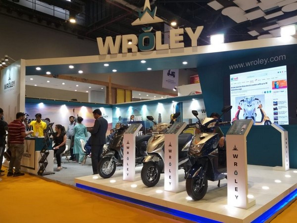 Wroley E - Scooter open for dealership