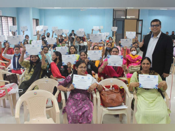 Empowered Teachers with their Certificates