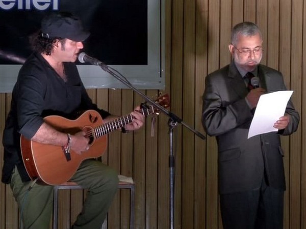 Justice Kurian Joseph sings at event for Kerala flood relief