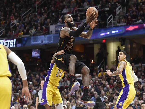 Lakers owner rips LeBron haters in Los Angeles