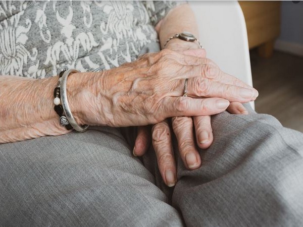 103 year-old grandmother from Massachusetts celebrates COVID-19 recovery with ice-cold Bud Light
