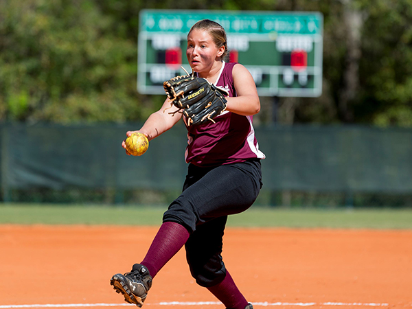 Texas softball pitcher 'doing well' after ball hits her in face: reports