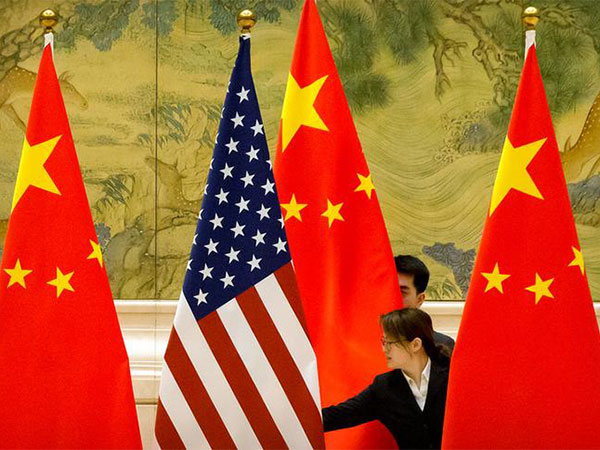 US to slap tariffs on $325B in Chinese goods, WH says, but trade talks to resume Friday