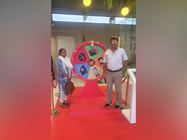Wheel of Fortune at the sales gallery of Iris Broadway Greno West