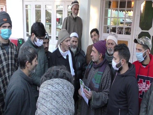 Candidates appeal to voters to vote for development in DDC polls