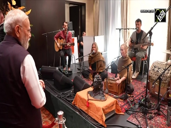 PM Modi arrives in Bratislava, Slovakia, Receives Grand Welcome from Indian Diaspora