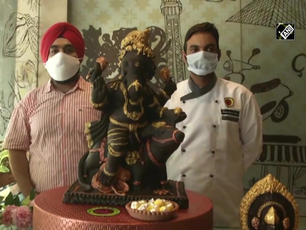 Ludhiana’s Sikh restaurateur makes chocolate Ganesha for Hindu festival