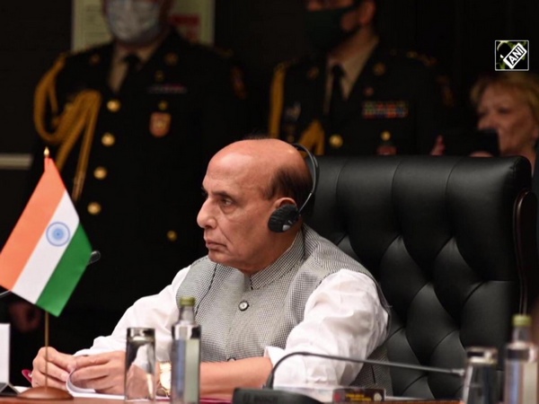 Defence Minister Rajnath Singh meets Chinese counterpart in Moscow amid LAC tensions