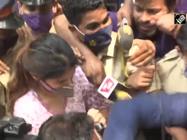 SSR death case: Rhea Chakraborty reaches NCB office for questioning