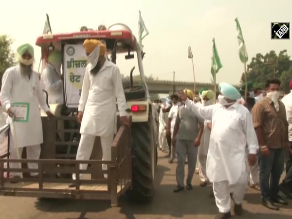 Bharatiya Kisan Union stages protest in Ludhiana, Ambala to oppose three farm sector ordinances