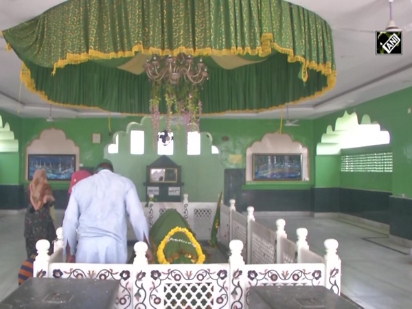 Peer Budan Ali Shah Dargah in Jammu draws people of all faiths and religions