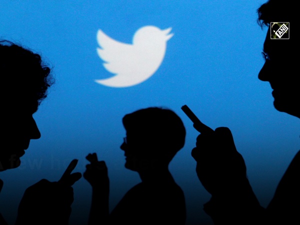 We’ve now fixed this: Twitter says services restored for users facing issues