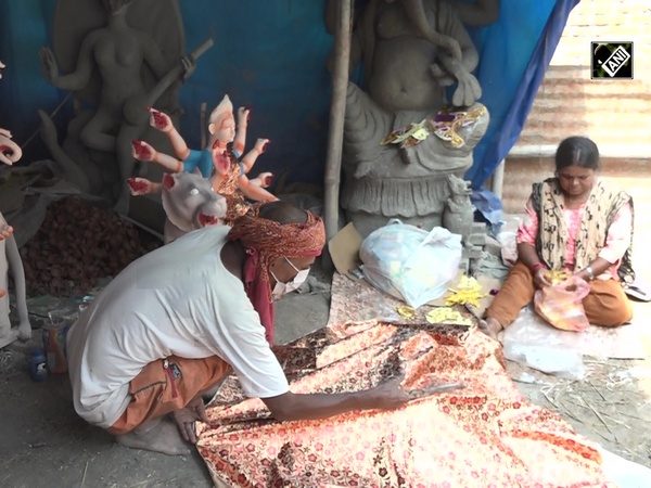 Nepal's idol makers get low sales ahead of annual Hindu festivals amid pandemic