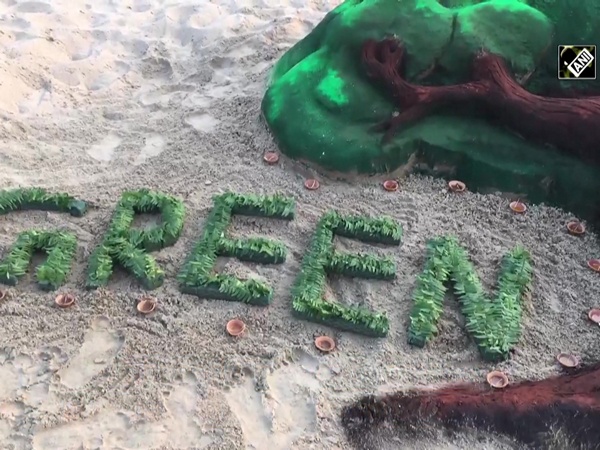 Students of Allahabad University create ‘eco-friendly Diwali’ sand art