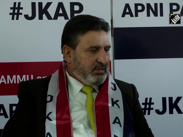 Newly-elected mayor of Srinagar joins Jammu and Kashmir Apni Party