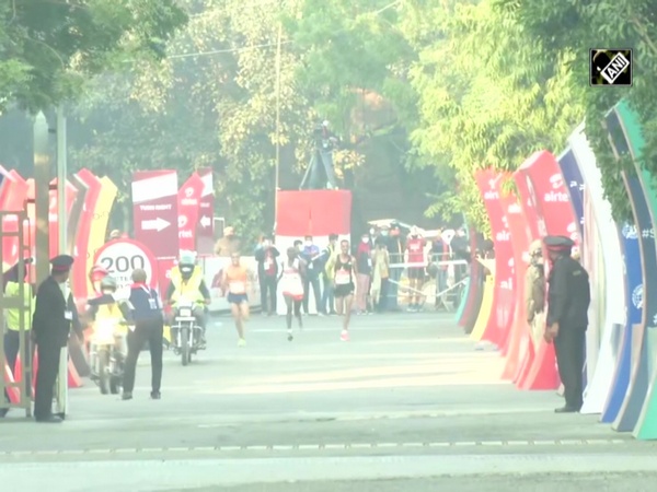 Delhi Half Marathon flagged off at JLN Stadium amid poor air quality