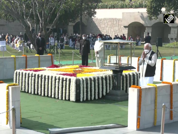 President Kovind, PM Modi pay tribute to Mahatma Gandhi on his death anniversary