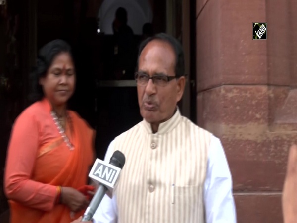 CM Shivraj Chouhan reaches Parliament to hold virtual meeting with exporters