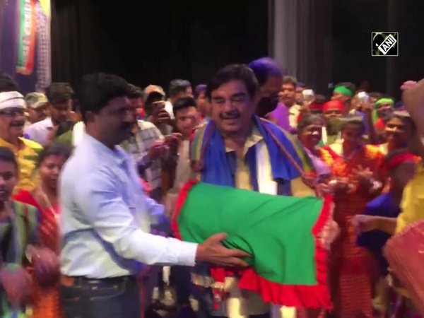 Shatrughan Sinha plays drum, dances with tribal women in West Bengal