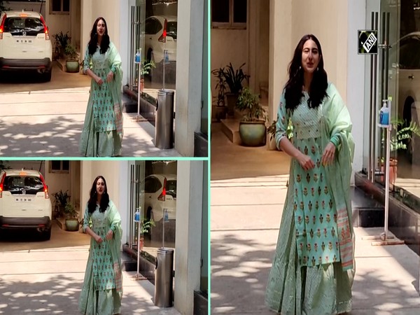 See video! Sara Ali Khan gives major ethnic outfit goals