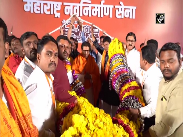 MNS Chief Raj Thackeray arrives at Sanskrutik Mandal Maidan in Aurangabad